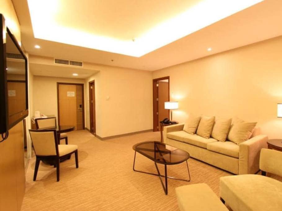 Garden Orchid Hotel & Resort Corp. Zamboanga Exterior foto